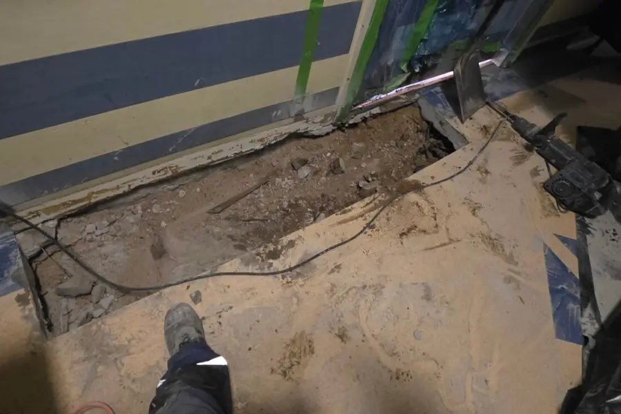 Cięcie posadzki betonowej piłą w obiekcie, realizacja KDZ